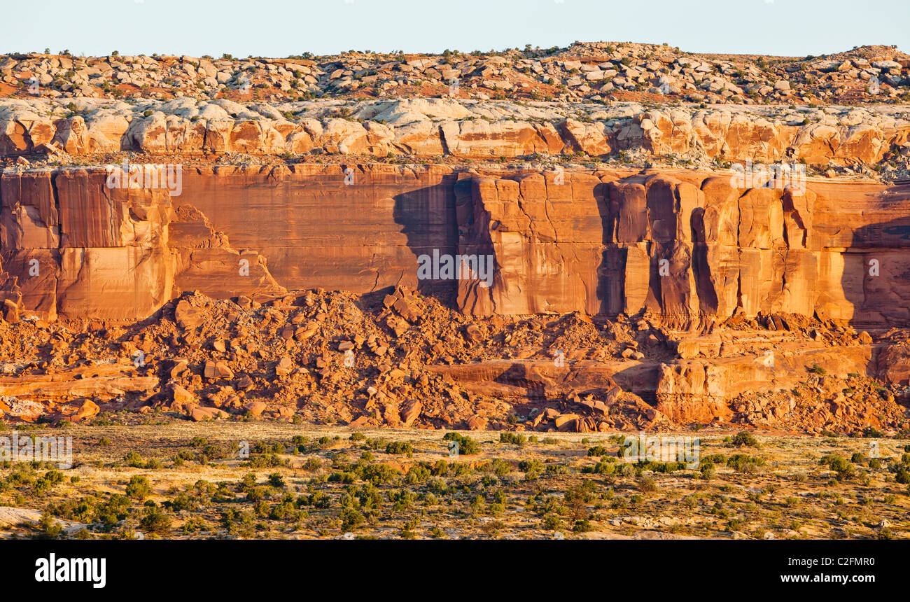 Felsklippen des Canyon nordwestlich von Moab, Utah. Zustand-Straße 313. Stockfoto