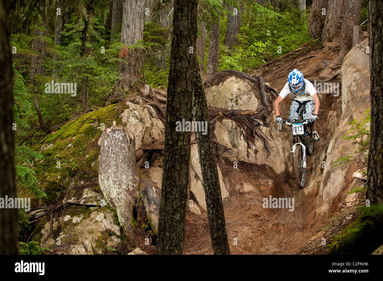 Garbanzo DH Mountainbike Rennen auf dem Crankworx-Mountain-Bike-Festival in Whistler, BC, Kanada Stockfoto