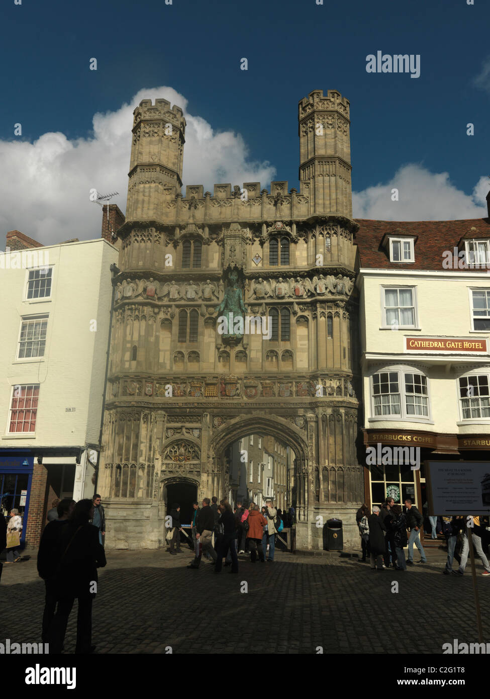 Canterbury Kent England Butter Markt Christuskirche Tor, erbaut im Jahre 1517 und Prinz Arthur gewidmet Stockfoto