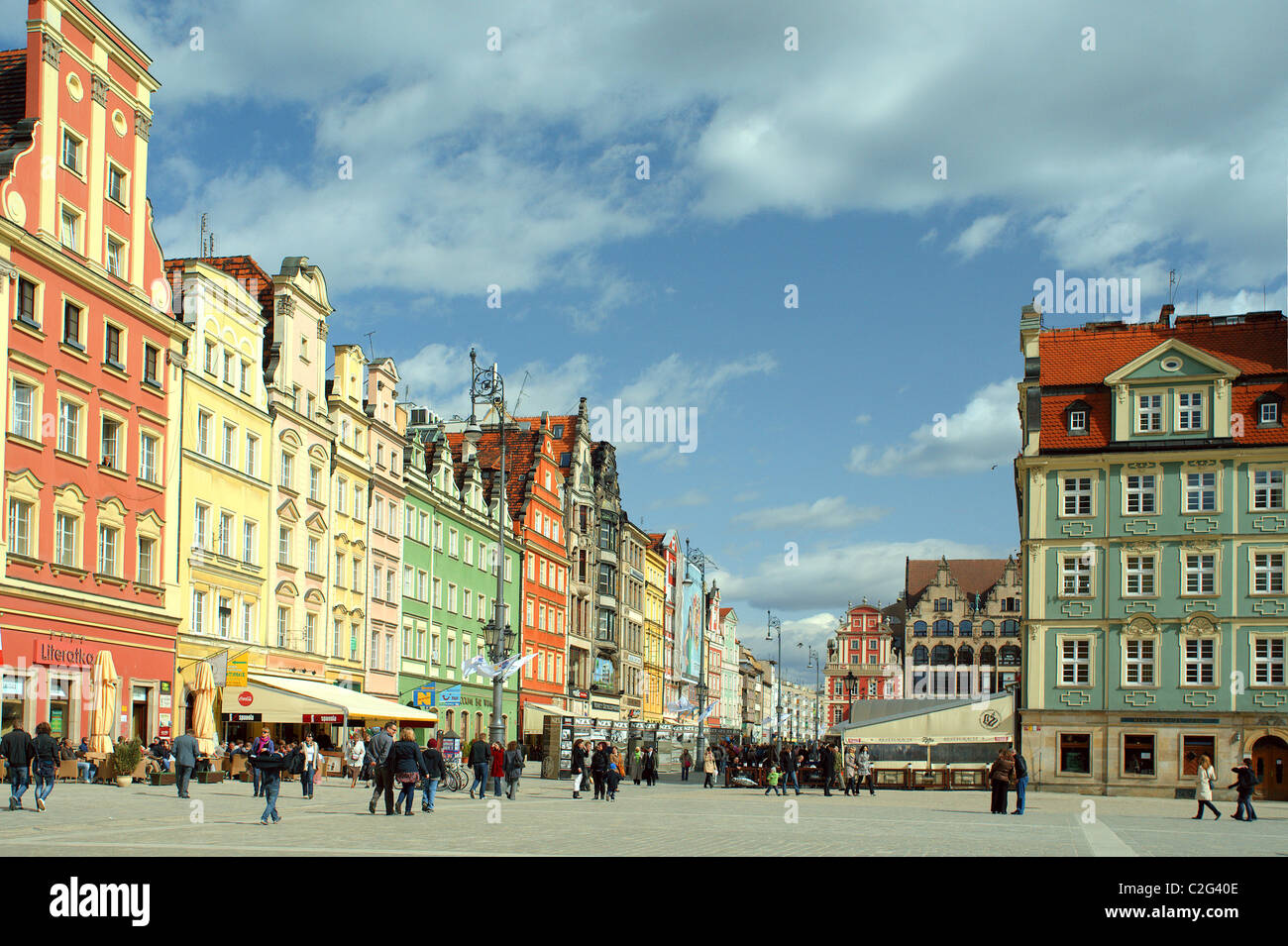 Alte Markt Breslau an einem sonnigen Frühlingstag Polen Stockfoto