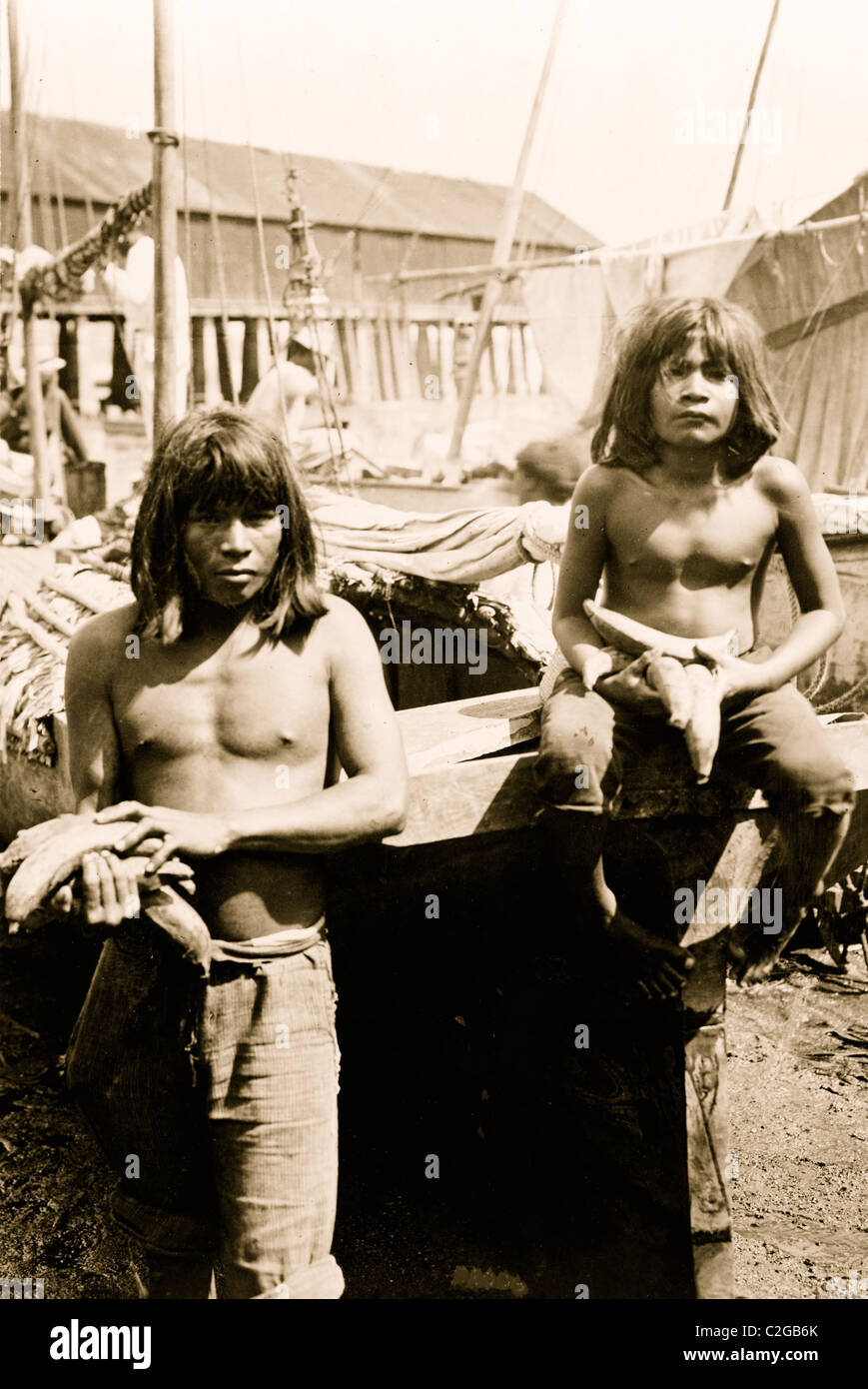 Panama - San Blas - Indianer am Strand Markt Stockfoto