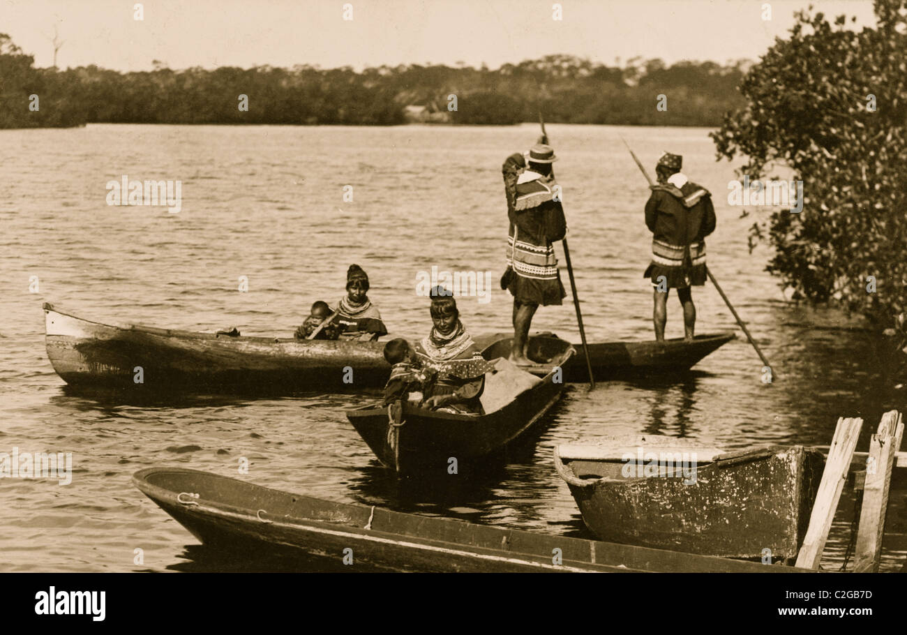 Indianer am Miami River Kanu Stockfoto