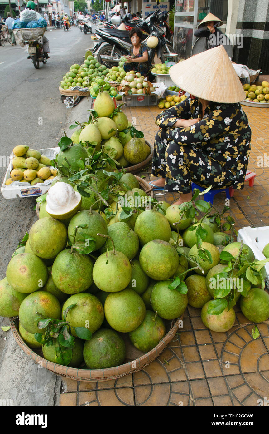 Pomelo Frucht auf dem Markt auf der Insel Phu Quoc in Vietnam Stockfoto