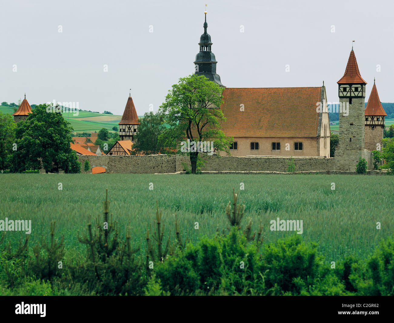 Kirchenburg Mit Evangelischer Wehrkirche Sankt Michael in Ostheim Vor der Rhön, Naturpark Bayerische Rhön, Unterfranken, Bayern Stockfoto