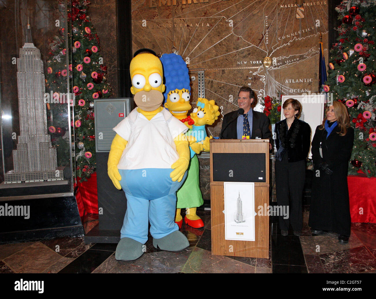 Homer Simpson, Marge Simpson, Maggie Simpson, David Silverman