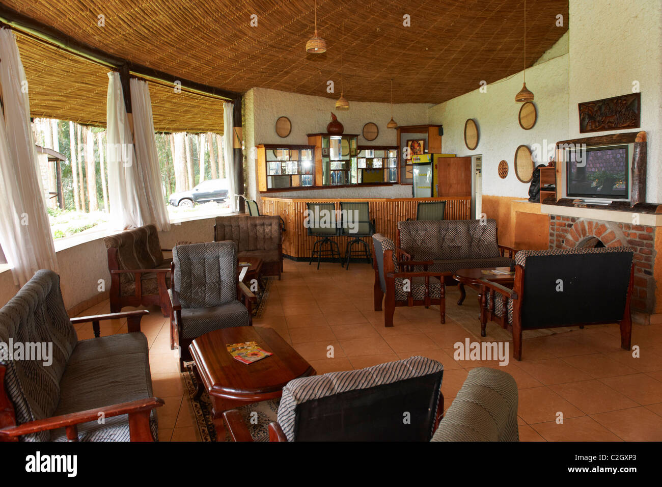 Bar bei Gorilla Nest Lodge, Parc National des Volcans, virunga Berge, Ruanda, Afrika Stockfoto