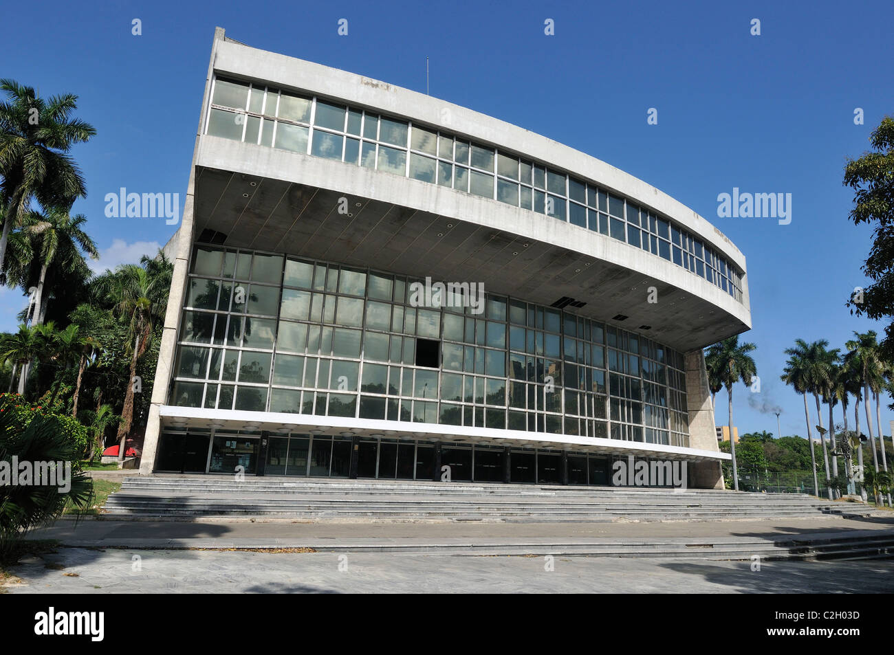 Havanna. Kuba. Teatro Nacional de Cuba. Nationaltheater, Plaza De La Revolucion. Stockfoto