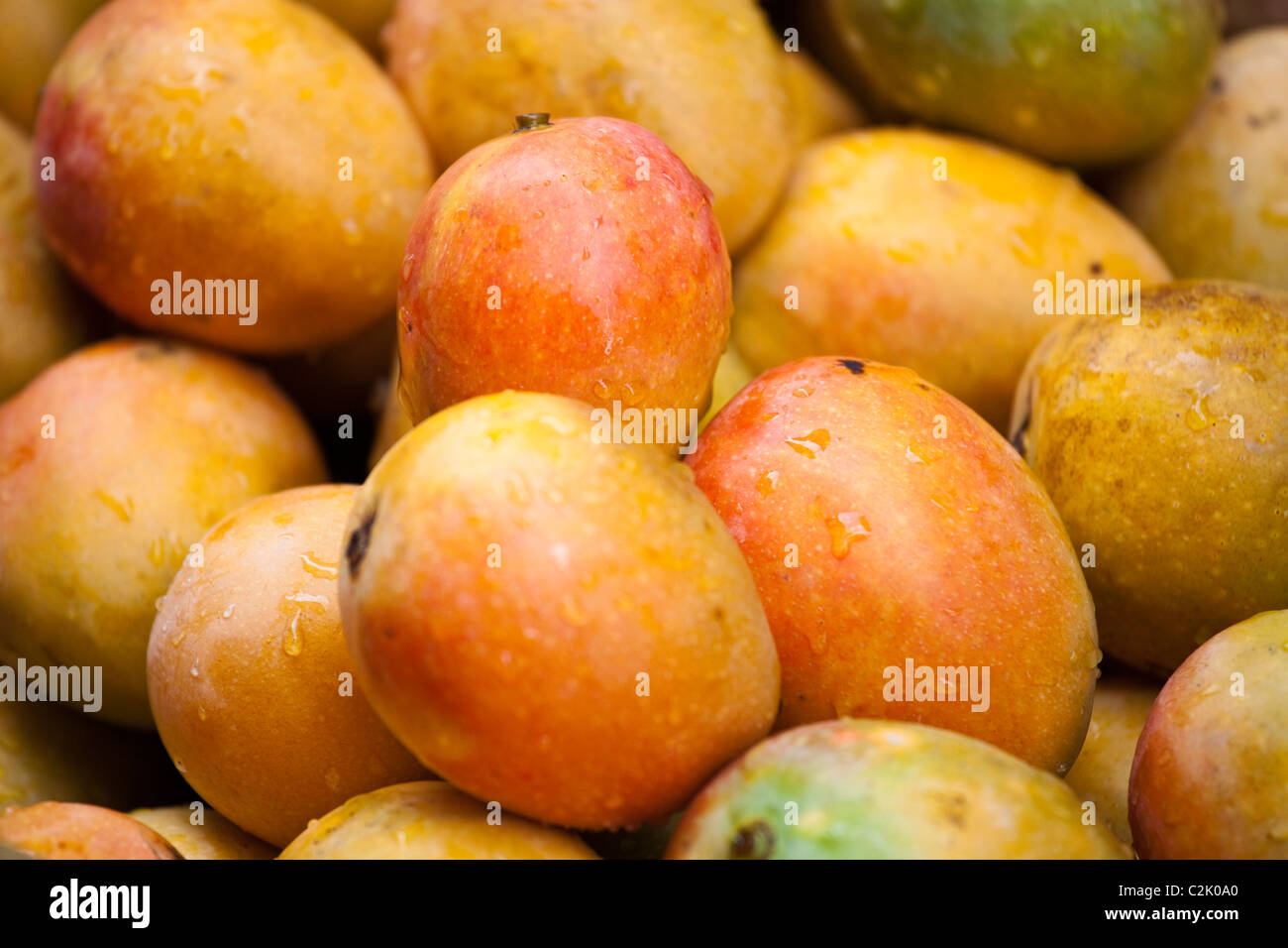 Mangos auf einem Wagen in der Altstadt, Cartagena, Kolumbien Stockfoto