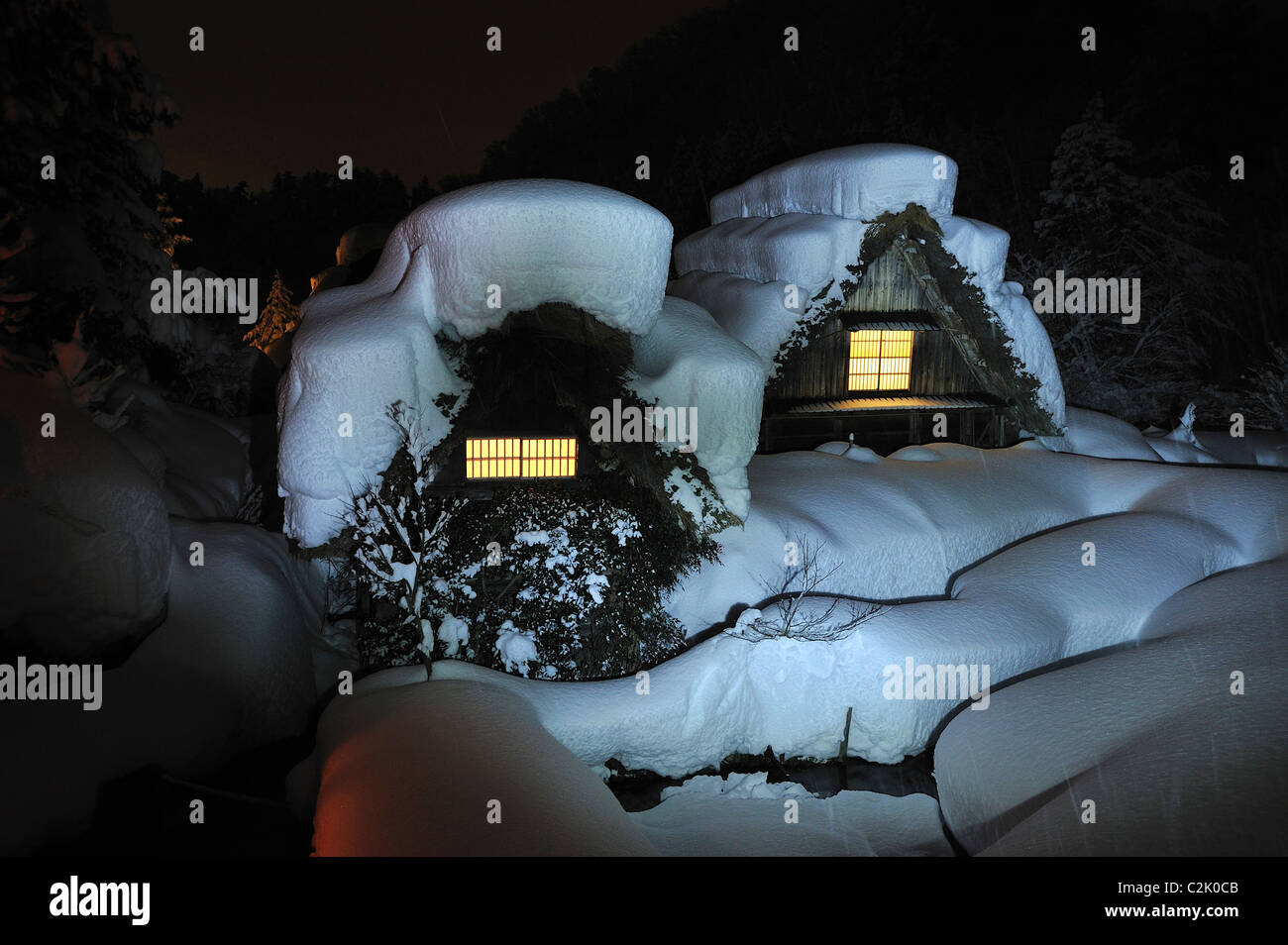 Schneelandschaft Shirakawa-Go in der Nacht, Shirakawa, Ono, Gifu, Japan Stockfoto
