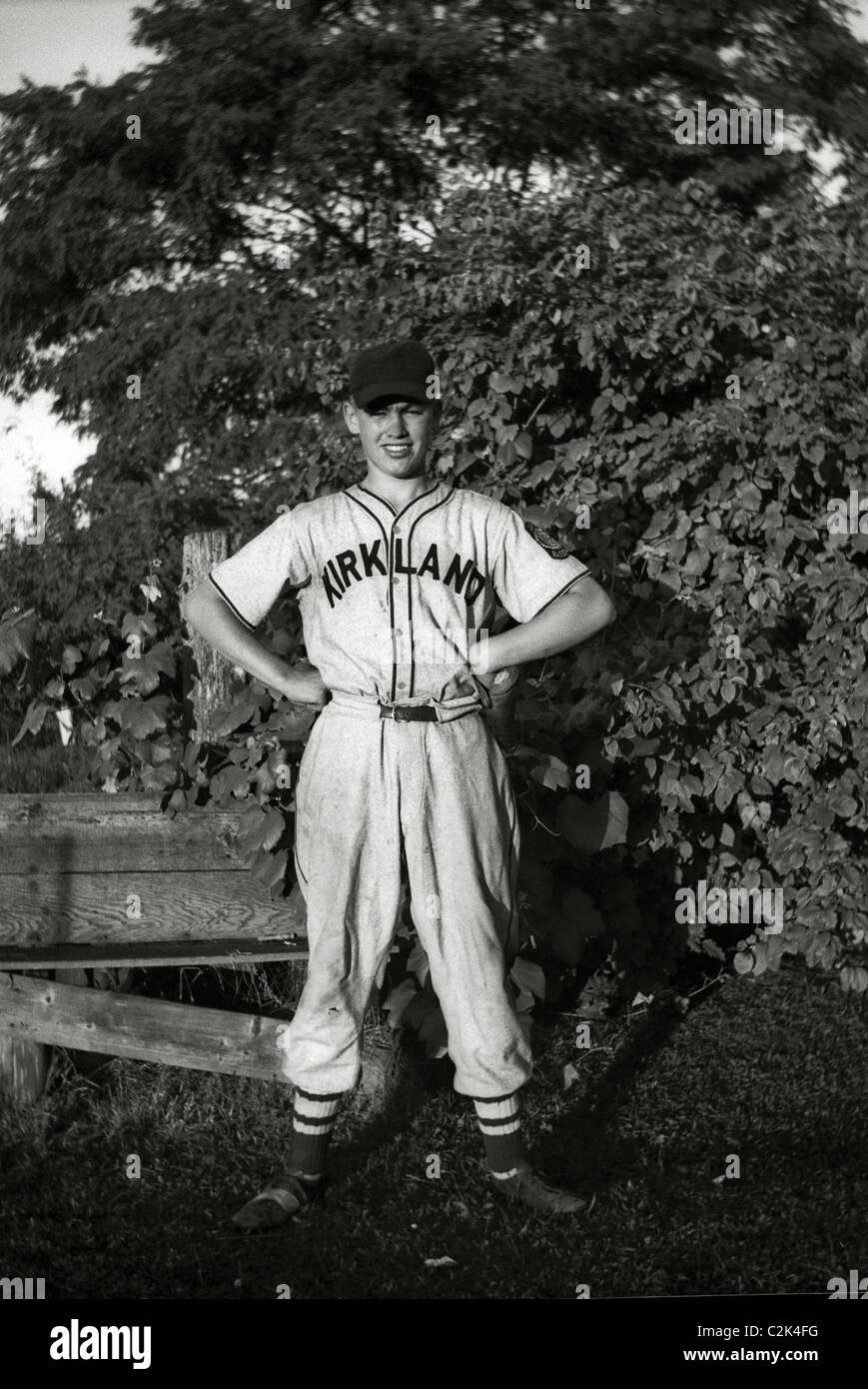 Ein Teenager little League Baseball Team Porträt in den 1940er Jahren. Stockfoto