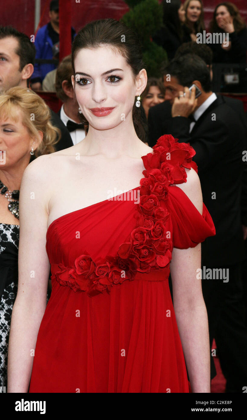 Anne Hathaway die 80th Annual Academy Awards (Oscars) - Ankünfte Los Angeles, Kalifornien - 24.02.08 Stockfoto