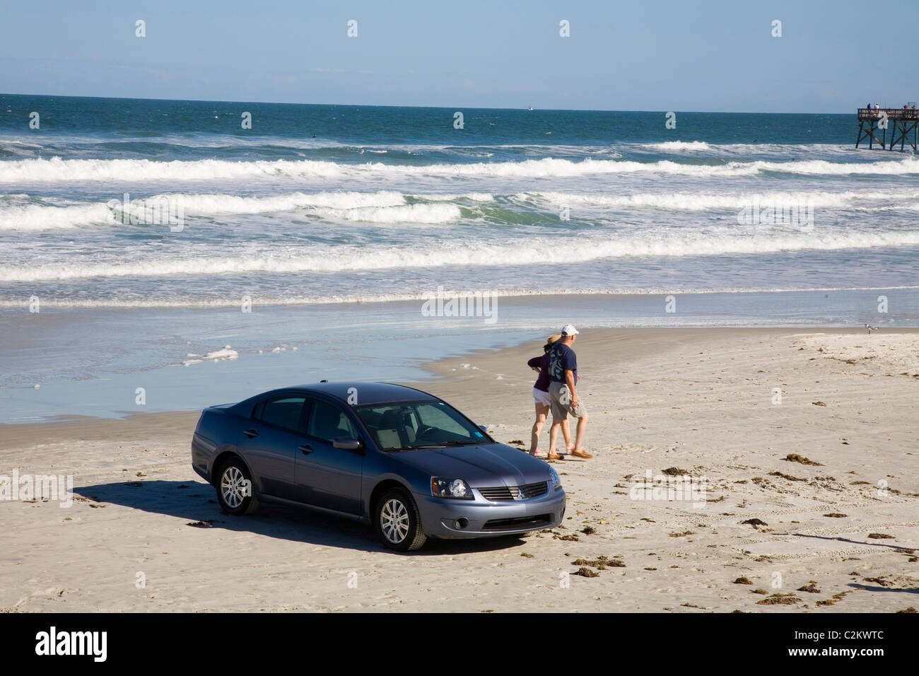 Daytonas weltberühmten Strand befahren darf, Thema zu Einschränkungen und natürlich, Ozean-Gezeiten, Daytona Beach, FL Stockfoto