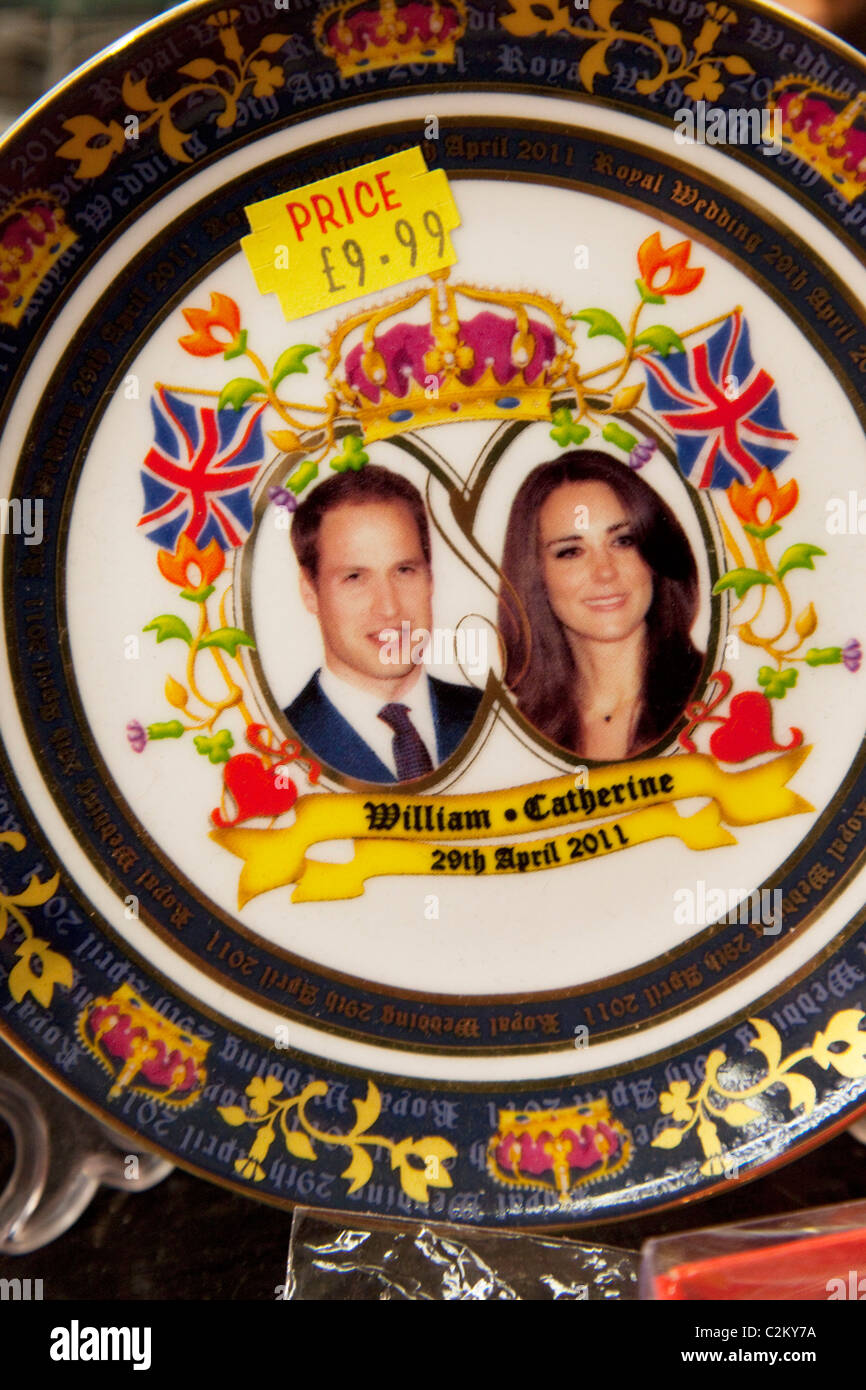 Souvenirs für die königliche Hochzeit von Prinz William und Catherine Middleton. Stockfoto
