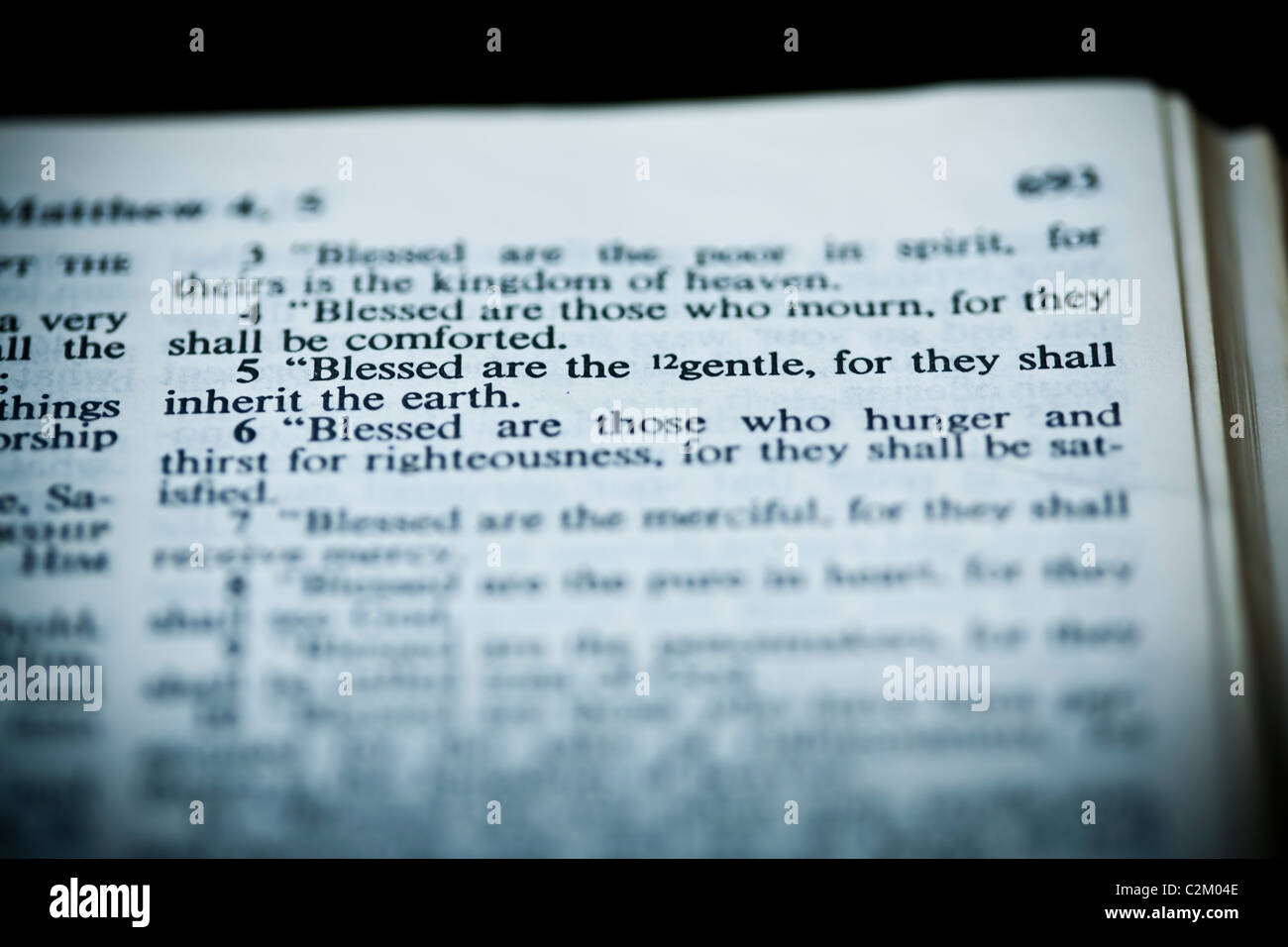 Die neue amerikanische Standardbibel Open Matthew 5:5, die Bergpredigt (Seligpreisungen) Stockfoto