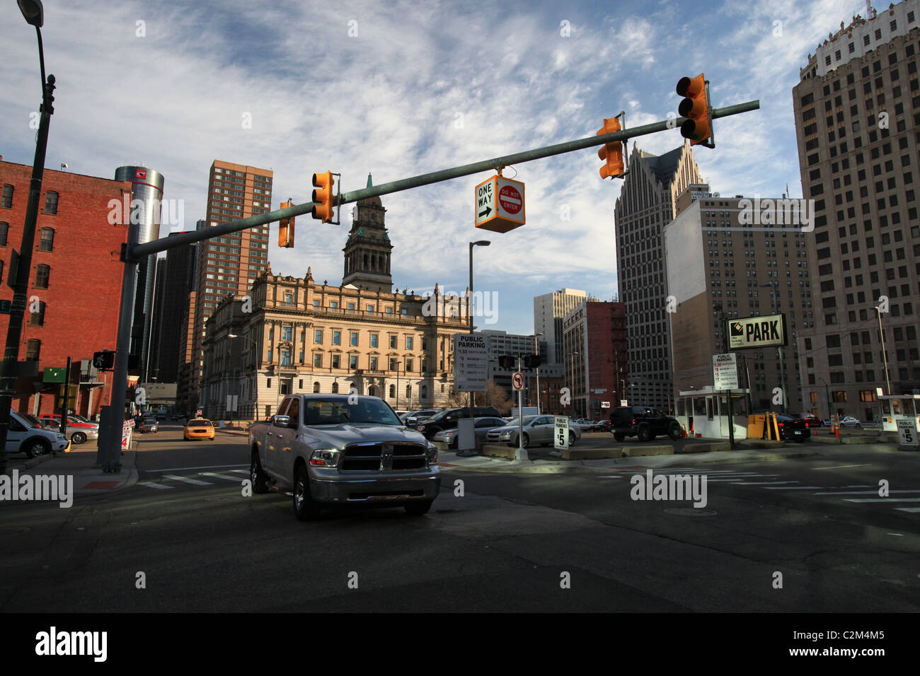 Eine leere signalisierten Durchschnitt in der Innenstadt von Detroit Michigan 2011 Stockfoto