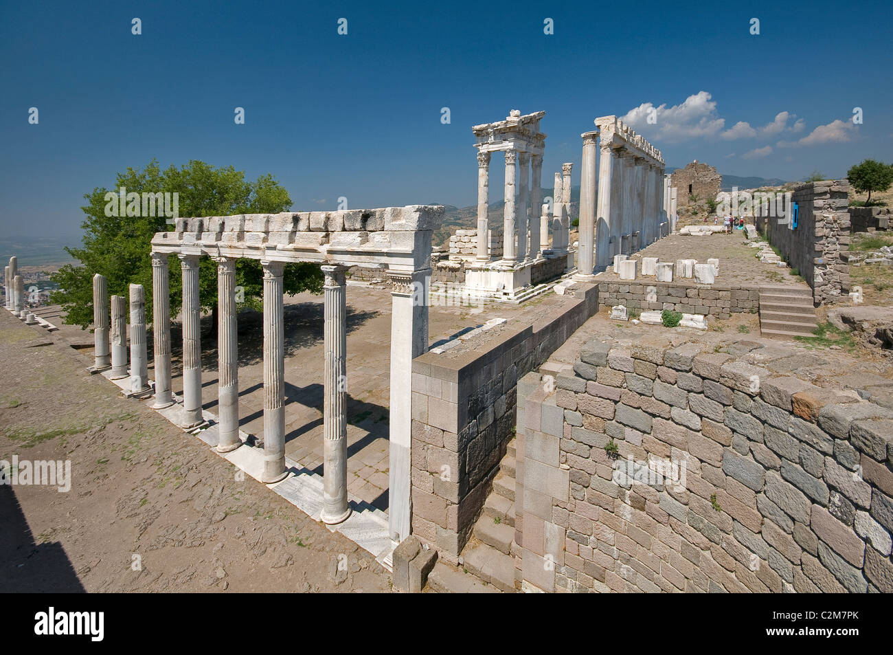 Die Ruinen des Tempels von Trajan in Pergamon Bergama Türkei Stockfoto