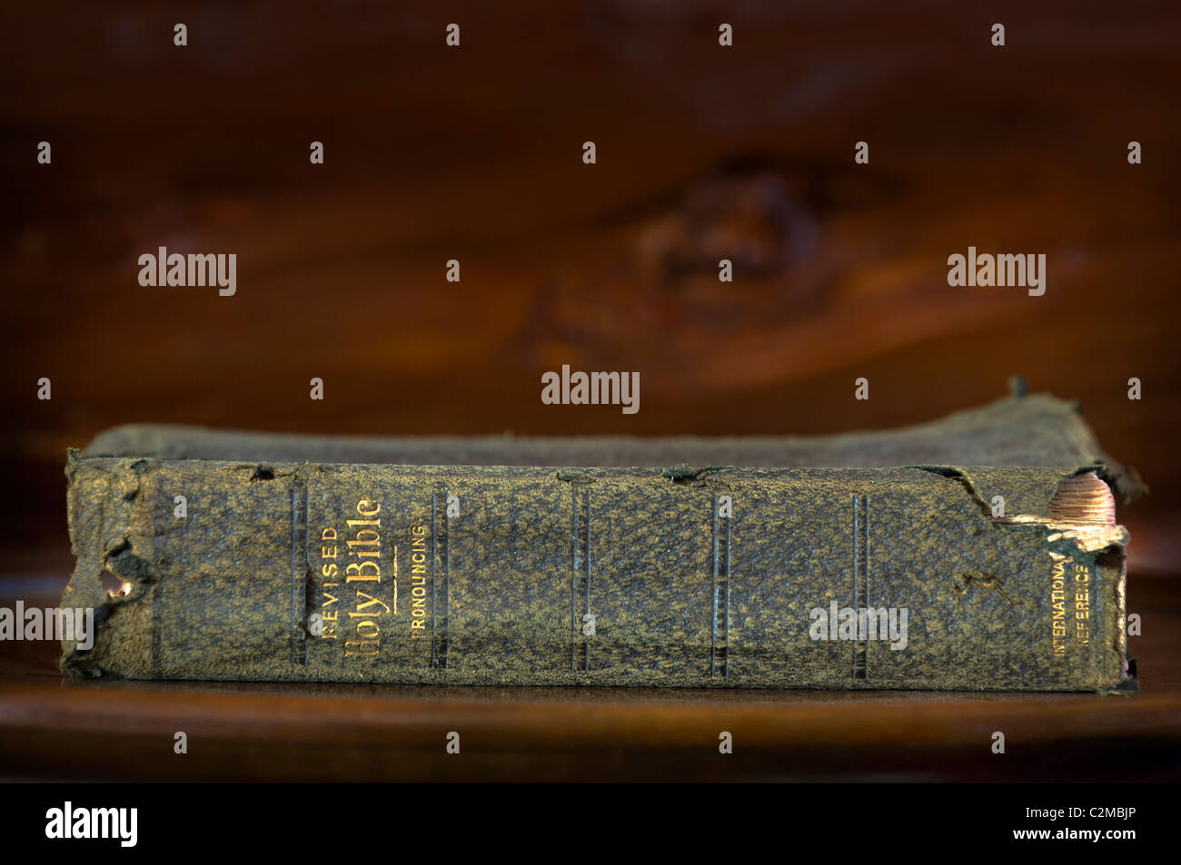 Verwitterte antiken Bibel Stockfoto