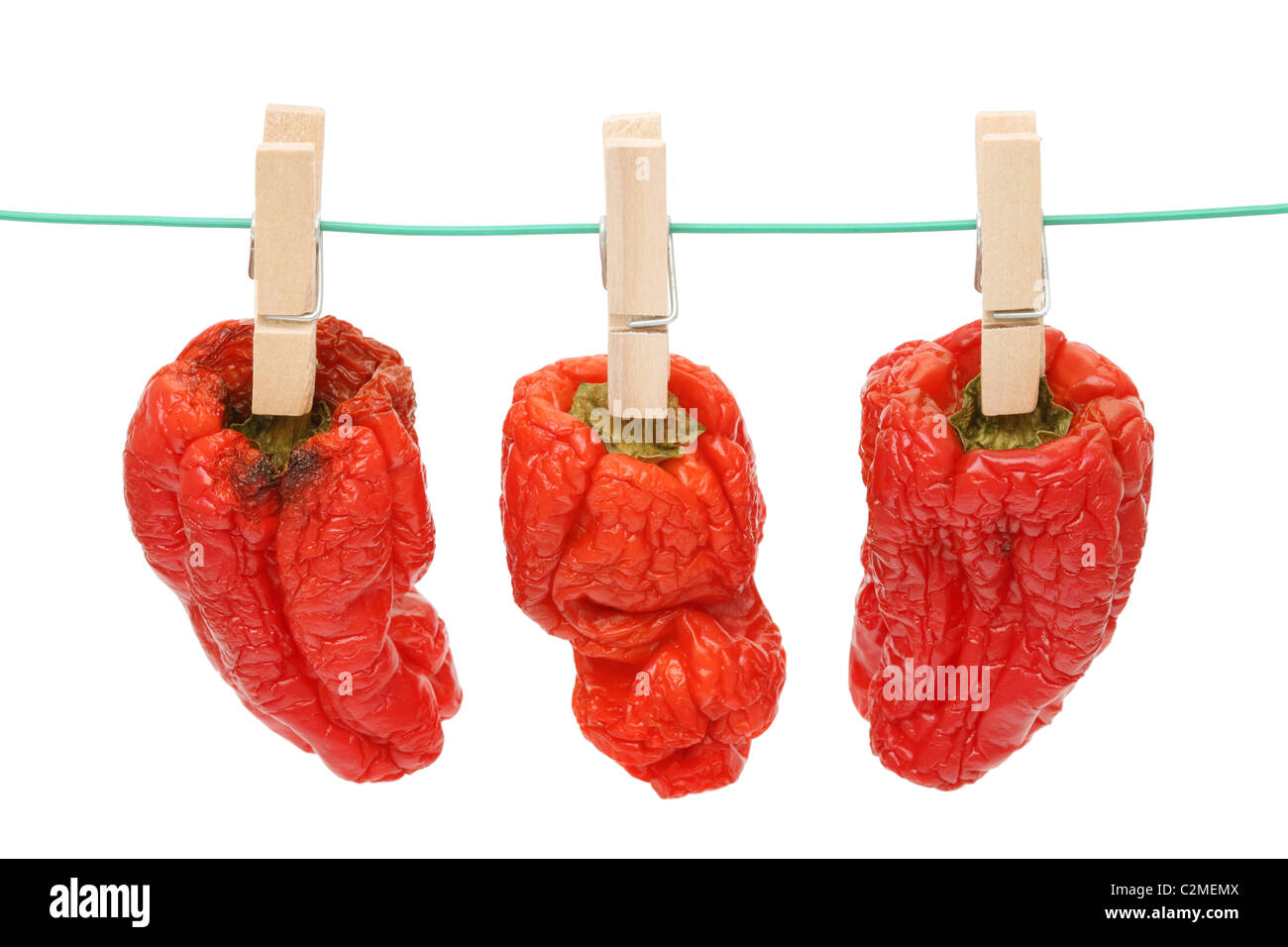 Rote Paprika Wäscheklammer hängen Stockfoto