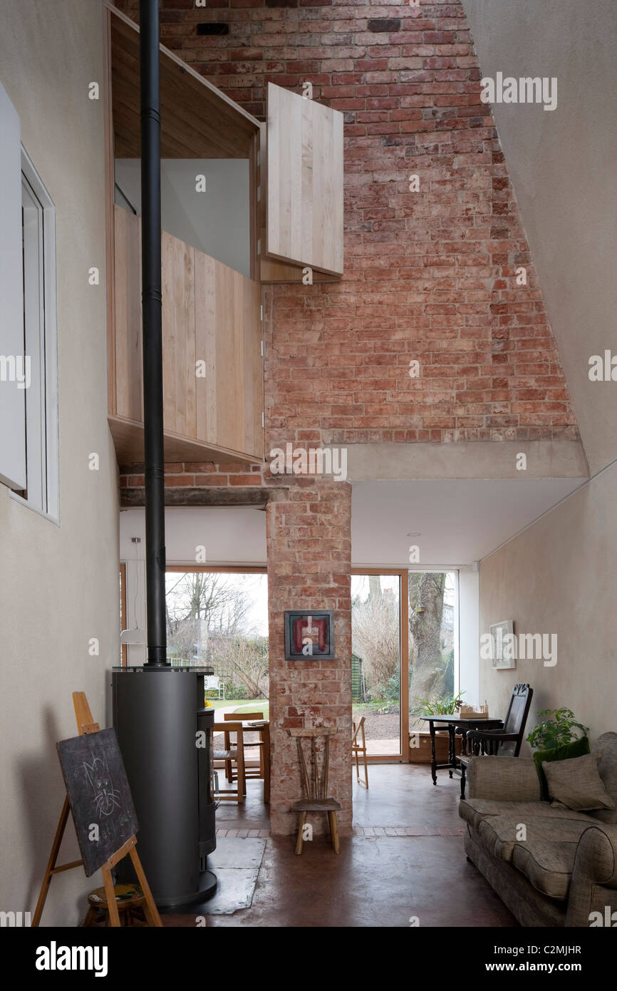 Wohnzimmer in Zero-Carbon-Haus. Stockfoto