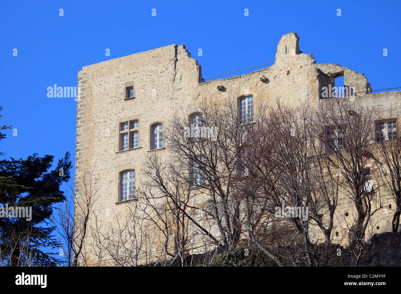 Der Marquis de Sade-Burg im Dorf von LAcoste in der Regionalpark Luberon Stockfoto