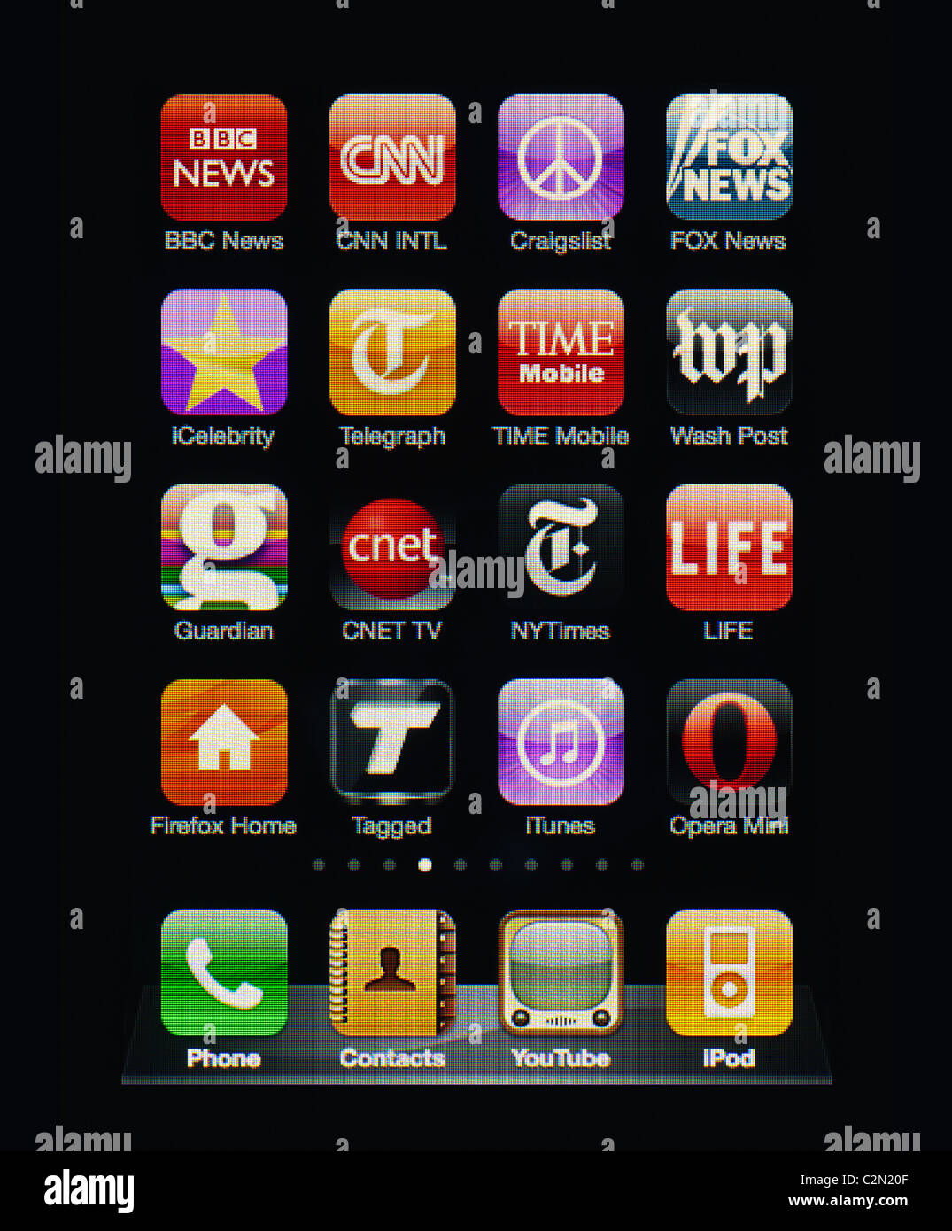 Bild von der Iphone-Touchscreen. Display zeigt eine Sammlung von nützlichen apps mit roten und violetten Farbschema. Stockfoto
