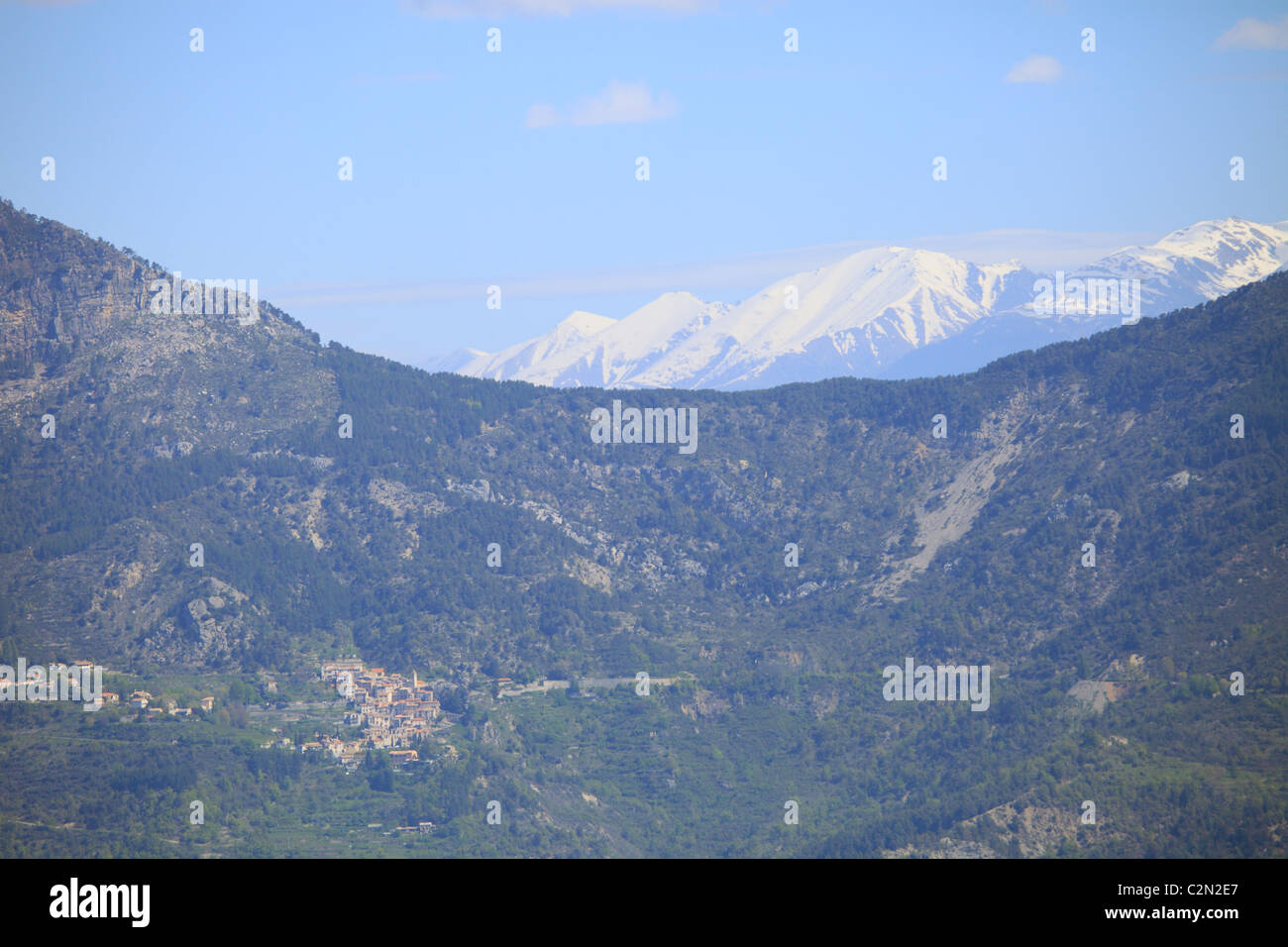 Malerischen Bauerndorf in der Esteron-Tal in den Alpes-Maritimes-Landschaft Stockfoto