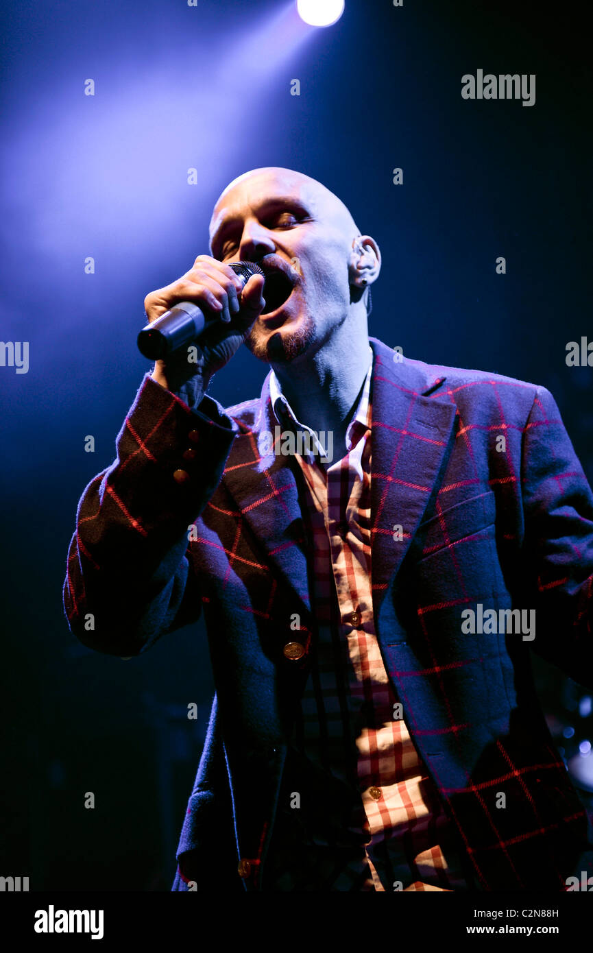 Tim Stand britischen Rockband James, die live im Shepherds Bush Empire-London, England - 17.04.08 Carsten Windhorst / Stockfoto