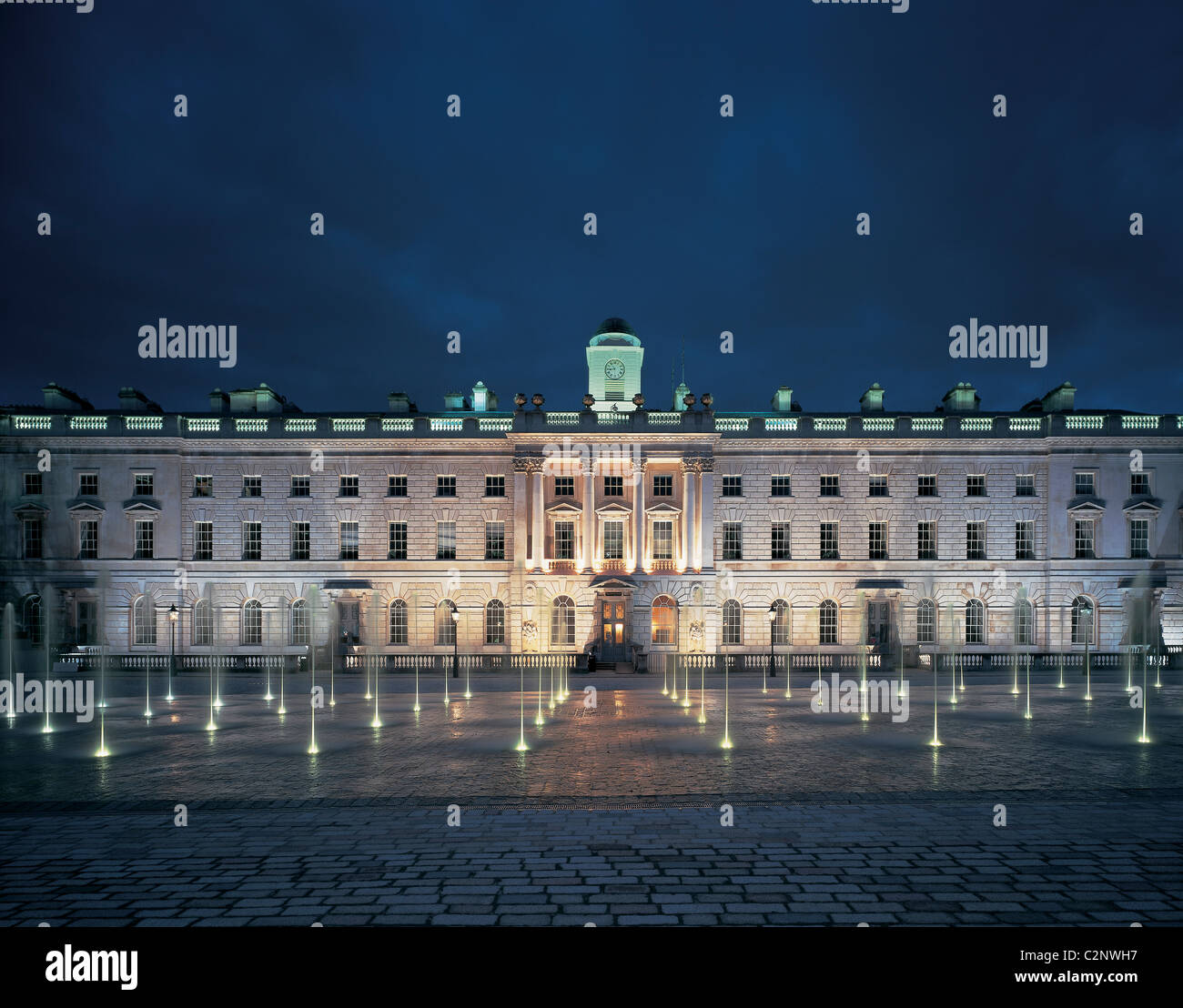 Somerset House Brunnen, Victoria Embankment London. West-Höhe. 1776-86 Stockfoto