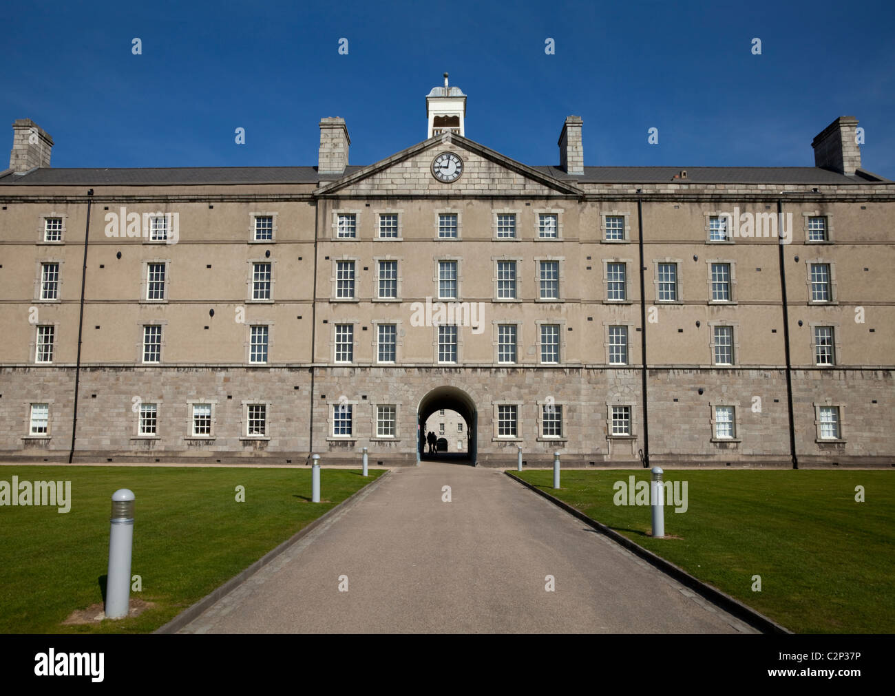 Fassade und Eingang zum Museum in Collin Kaserne erbaut 1702, Arbour Hill, Stadt Dublin, Irland Stockfoto