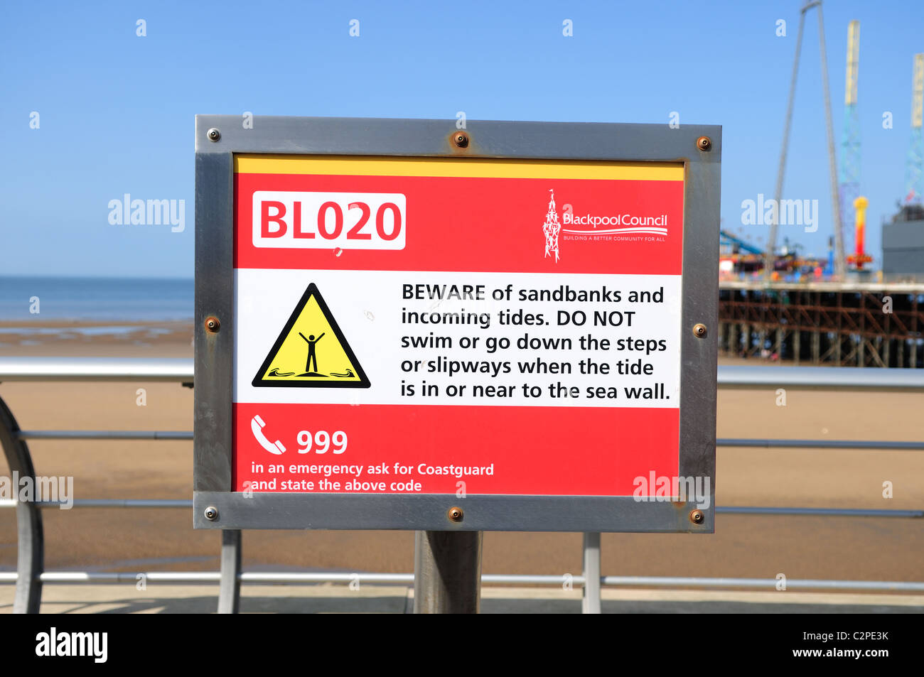Blackpool Warnung Zeichen Sandbänke und ankommenden Gezeiten. Stockfoto