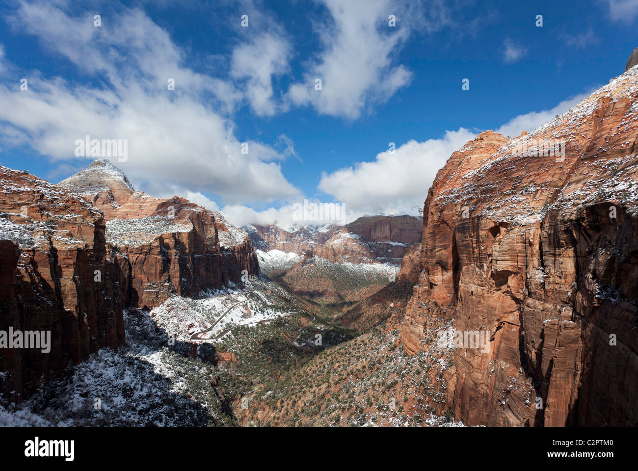 Ansicht des Zion Canyon nach einem Schneesturm Stockfoto