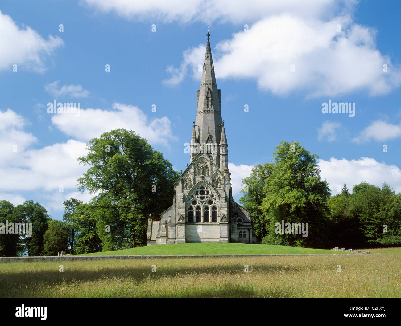 St. Marien Kirche, Studley Royal. Außenansicht des Ostansicht. Stockfoto