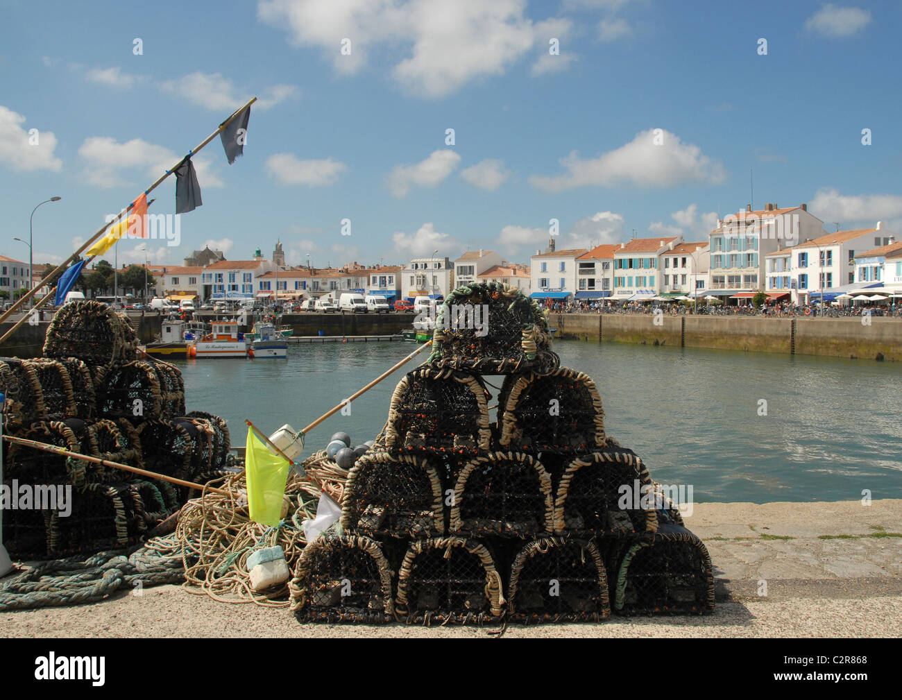 Hummerfallen in Port Joinville an der französischen Atlantikküste Insel Île d'Yeu in Vendée, Frankreich. Stockfoto