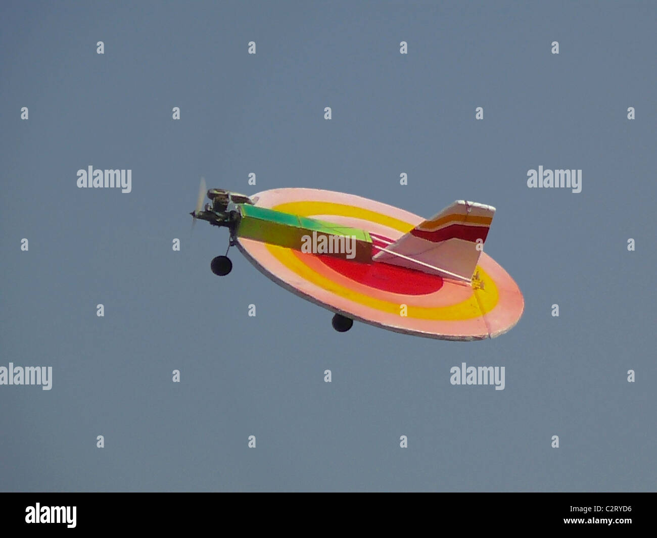 Spielzeugflugzeug auf Fernbedienung Stockfoto