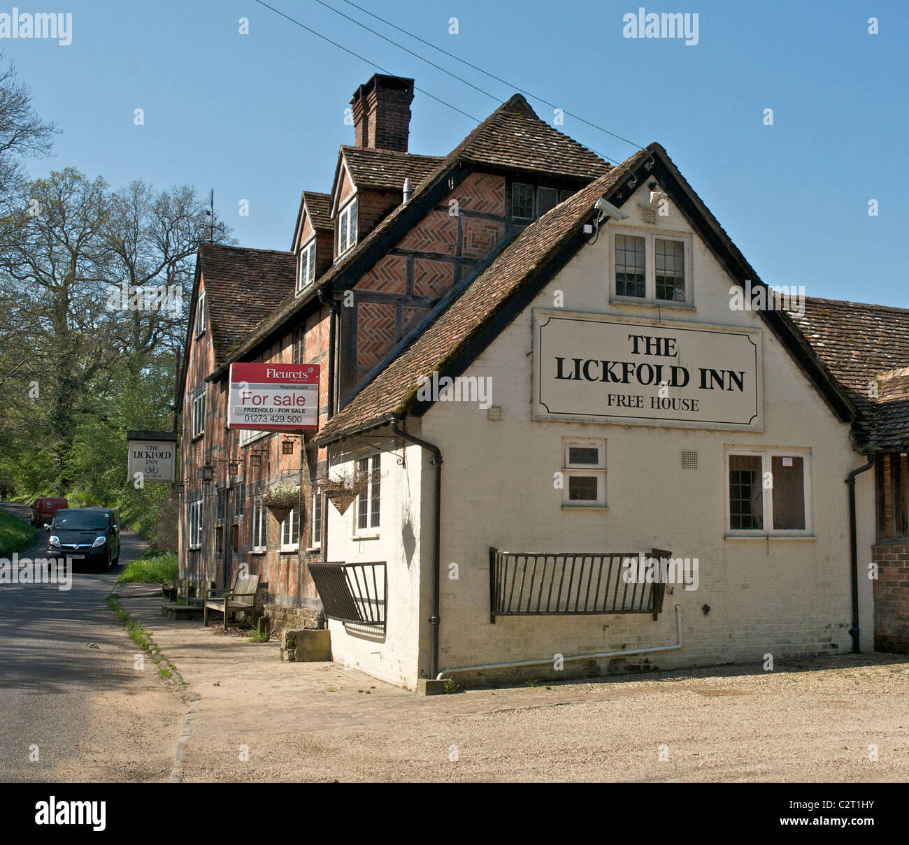 Land-Kneipen bis zum Verkauf. Dies ist das Lickfold Inn in Sussex Stockfoto