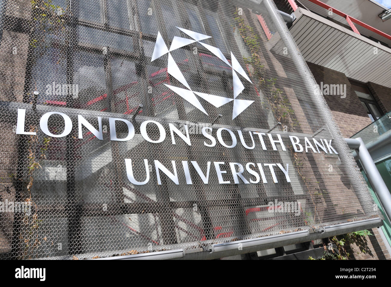Londoner Southbank University Campus Elefant & Burg Stockfoto