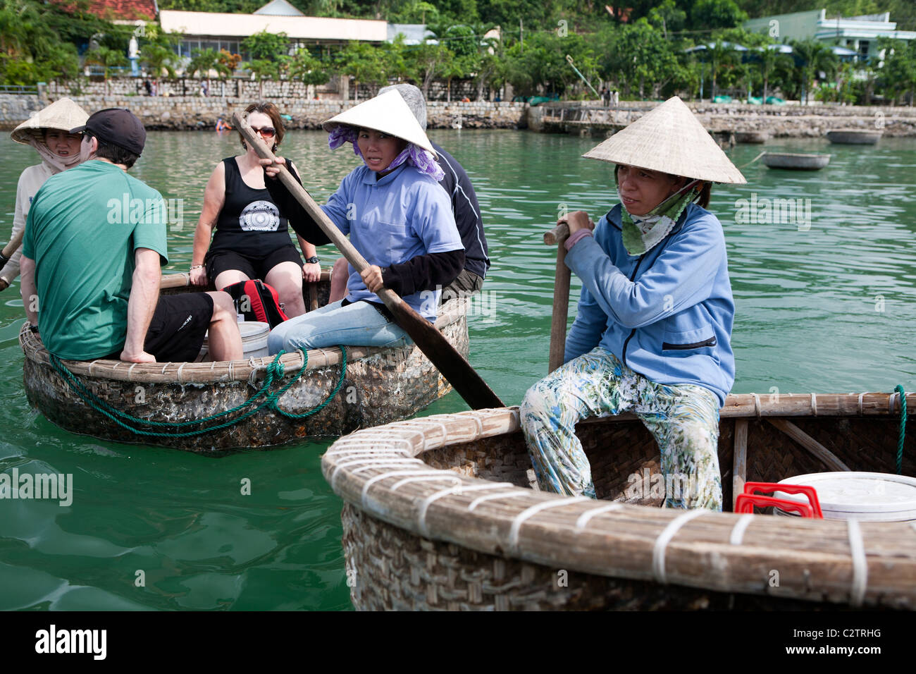 Korb-Boote bei Hon Mieu Insel in der Nähe von Nha Trang Stockfoto