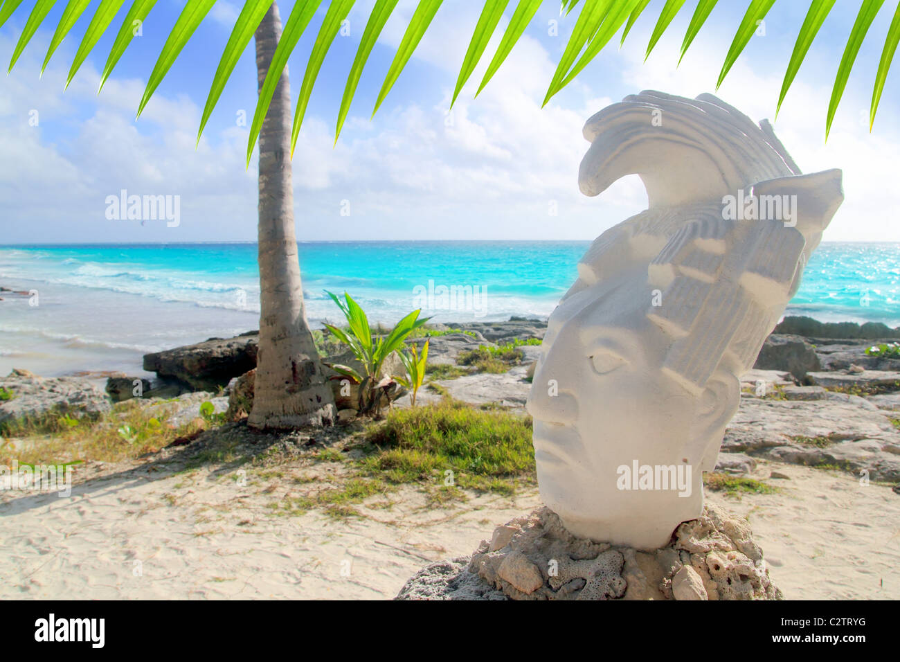 Karibik Tulum Mexiko Strand Maya Gesicht Statue Figur Stockfoto
