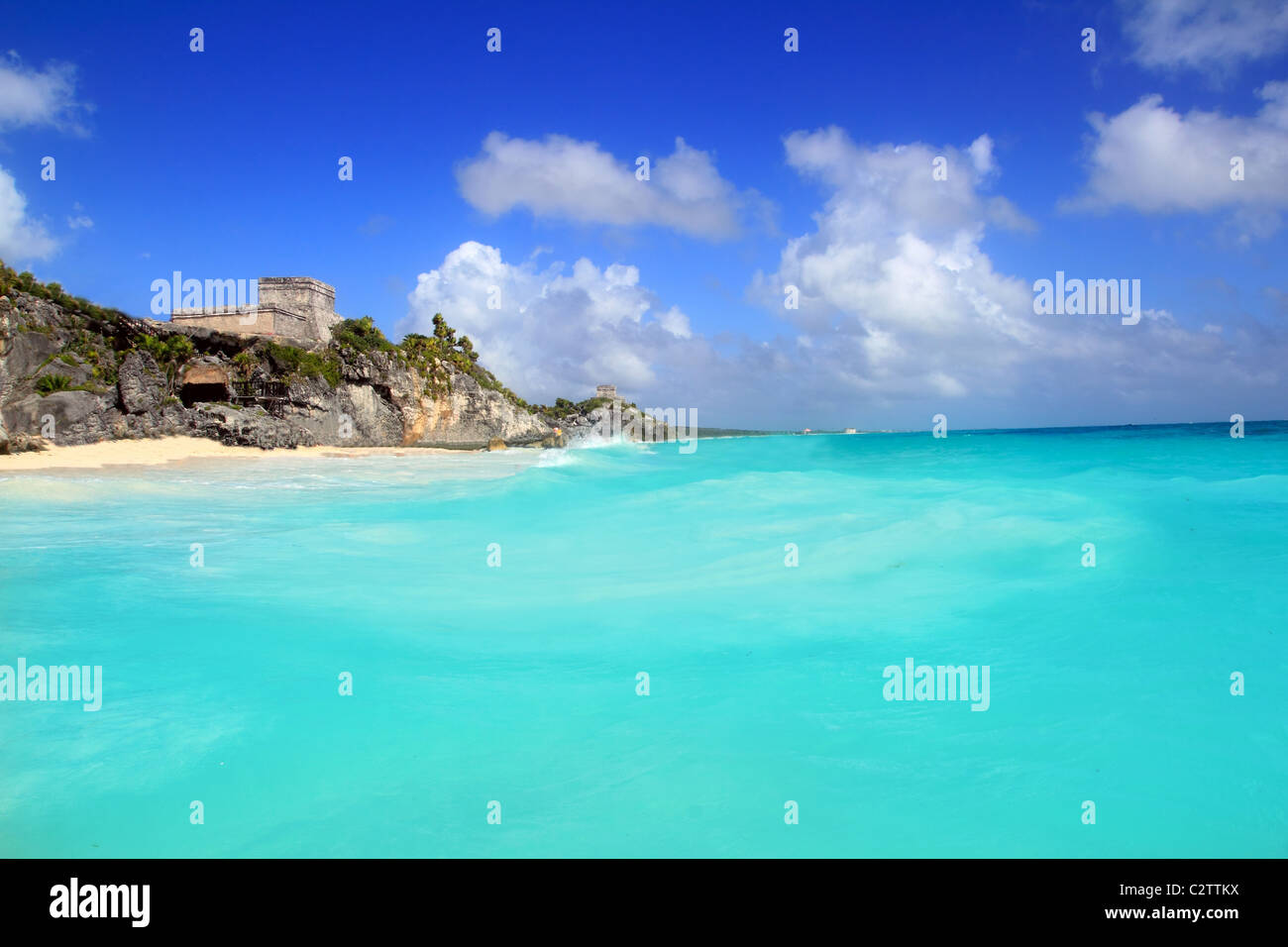 alten Tulum Maya Ruinen Blick vom karibischen Meer Türkis Stockfoto