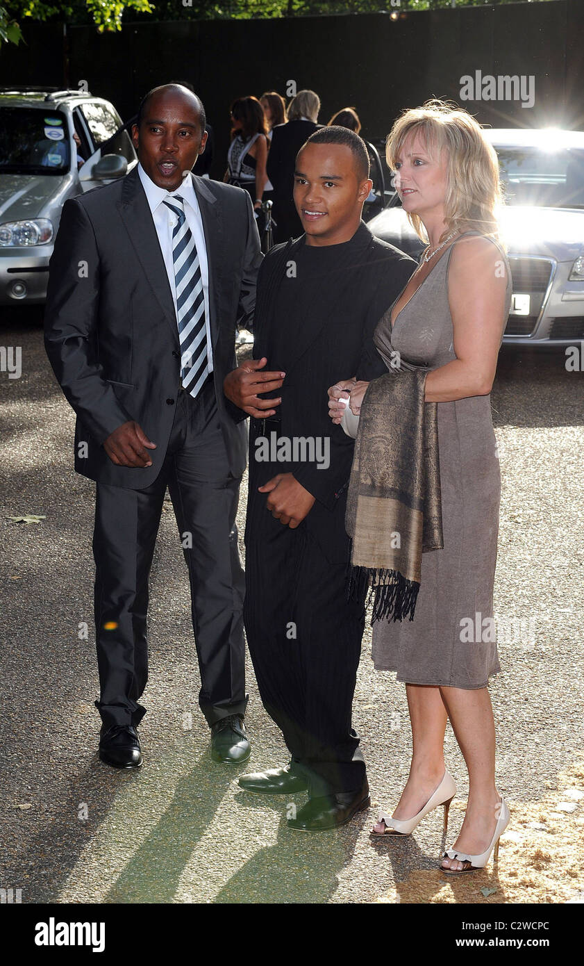 Anthony Hamilton, Linda und Nicholas Nelson Mandela Geburtstagsessen in Hyde Park - Ankünfte London, England - 25.06.08 statt: Stockfoto