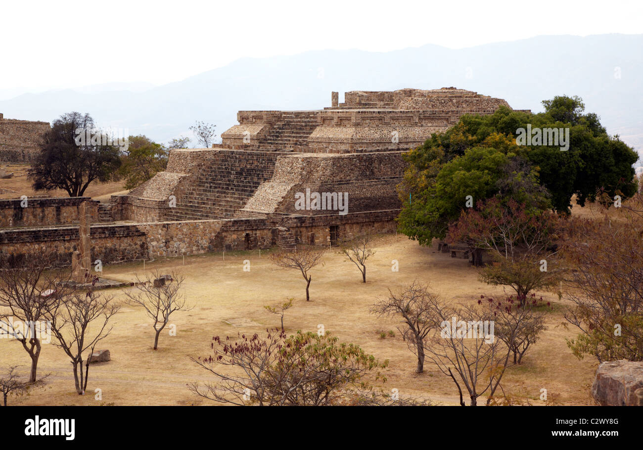 Antike Pyramide Monte Alban Ruinen Oaxaca Staat Mexiko Stockfoto