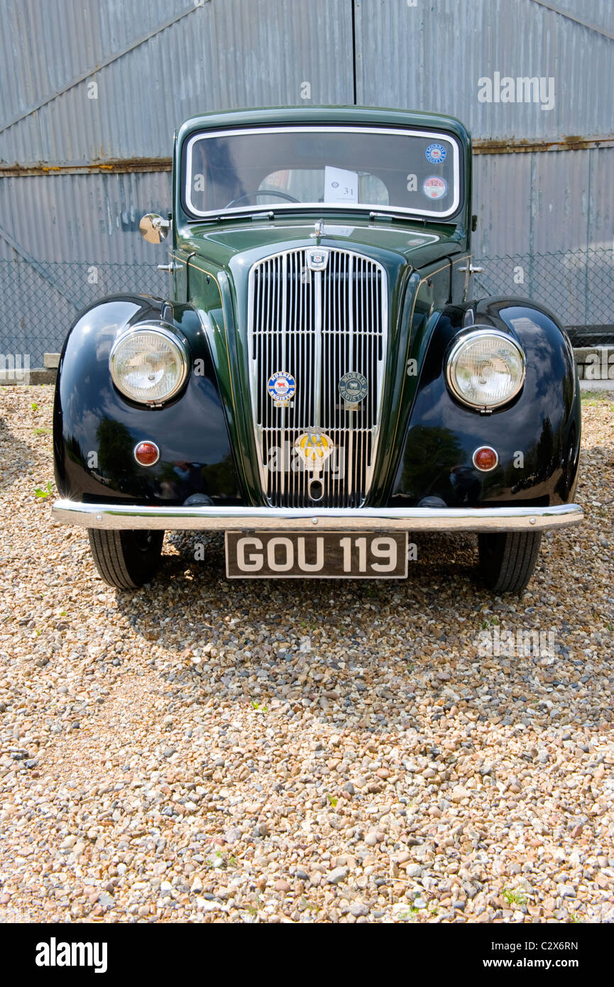 de Havilland Aircraft Heritage Center Museum, Morris Autos Tag, c 1938 0,9 l 4 Dr. Morris 8 oder 8 in grün schwarz Stockfoto