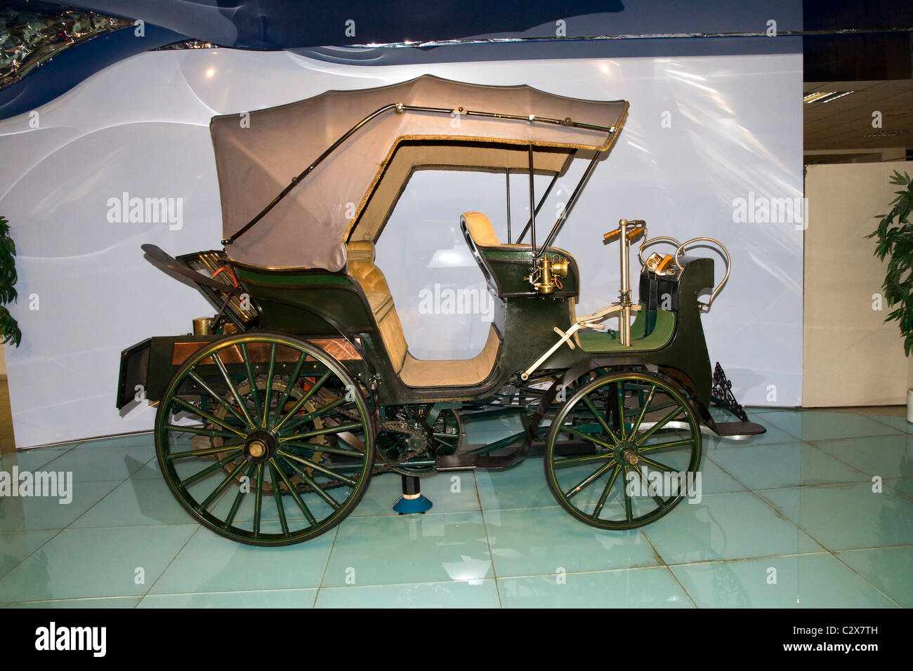 Alten Oldtimer-Museum-Ausstellung Stockfoto
