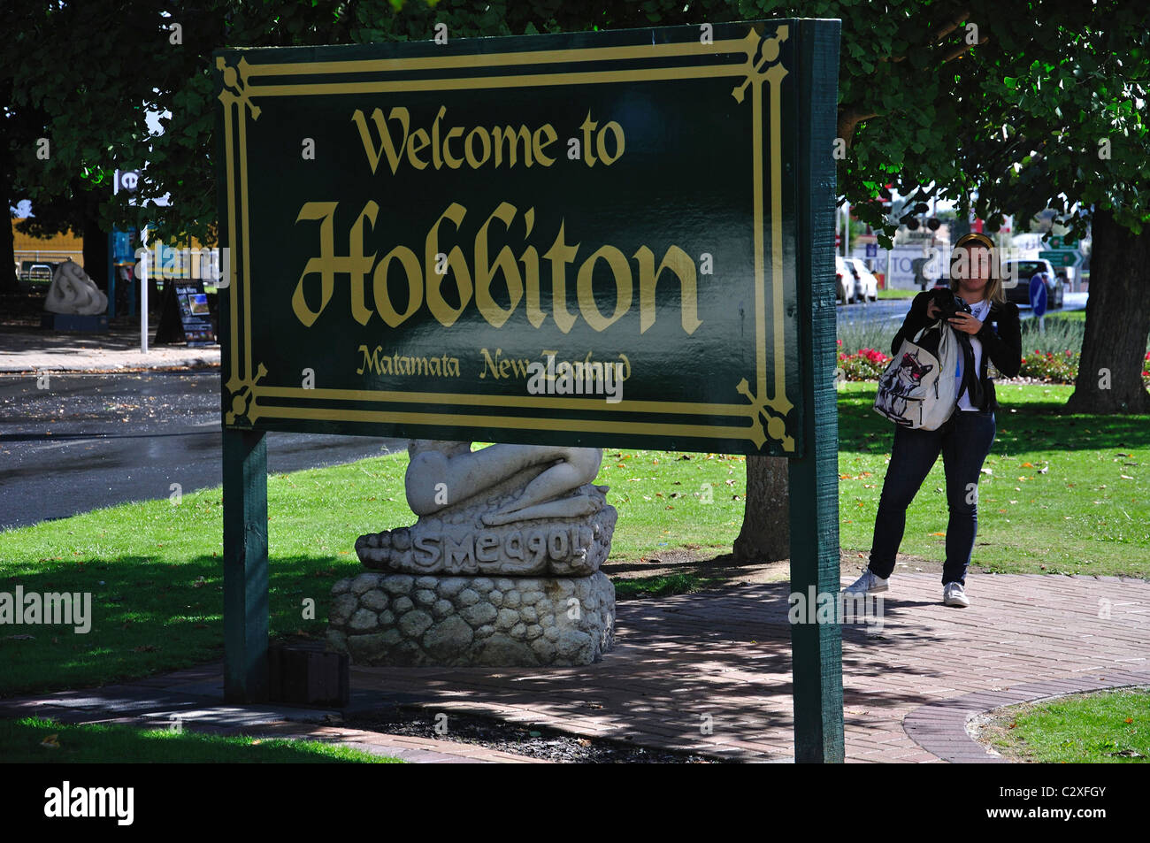 "Willkommen in Hobbingen" unterzeichnen, Broadway, Matamata, Waikato Region, Nordinsel, Neuseeland Stockfoto