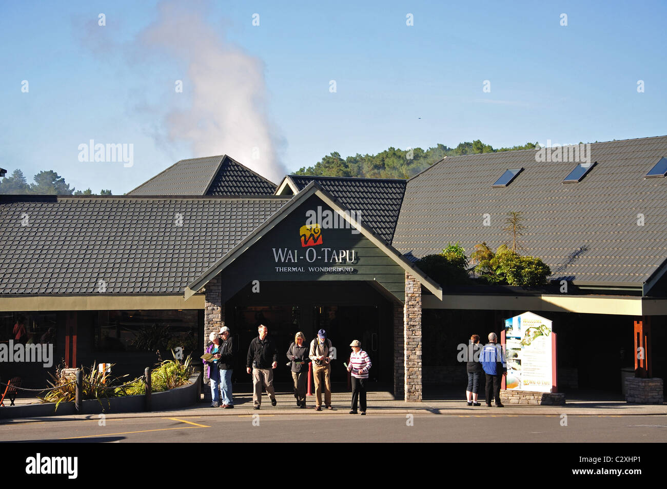 Eingang zum Wai-O-Tapu Thermal Wonderland, Rotorua, Region Bay of Plenty, Nordinsel, Neuseeland Stockfoto