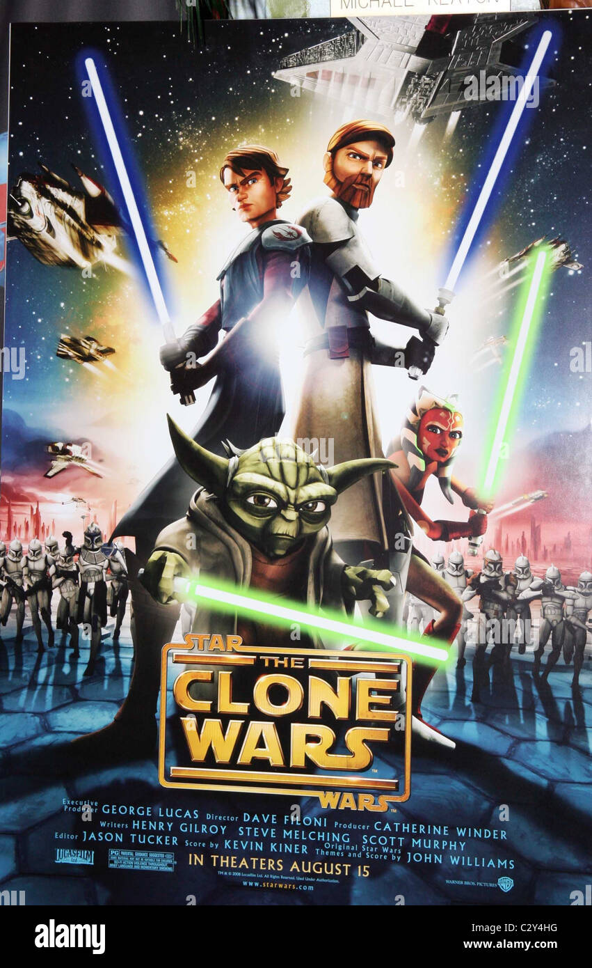 Filmplakat "Star Wars: The Clone Wars Figuren besuchen Planet Hollywood in Times Square New York City, USA - 14.08.08 Stockfoto