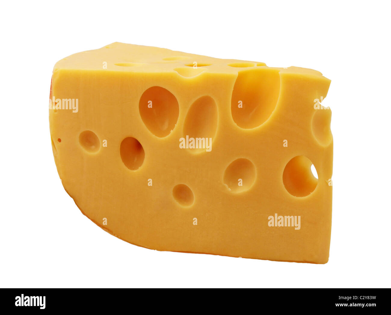 Stück Maasdamer Käse isoliert auf weiss Stockfoto