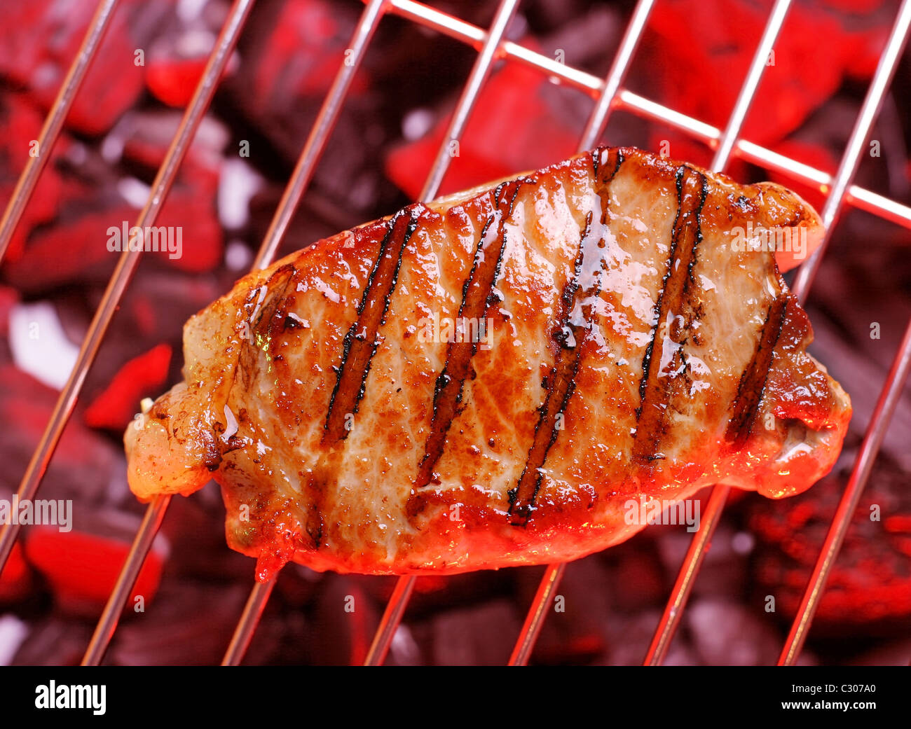 Heißen Steak auf dem Grill Stockfoto