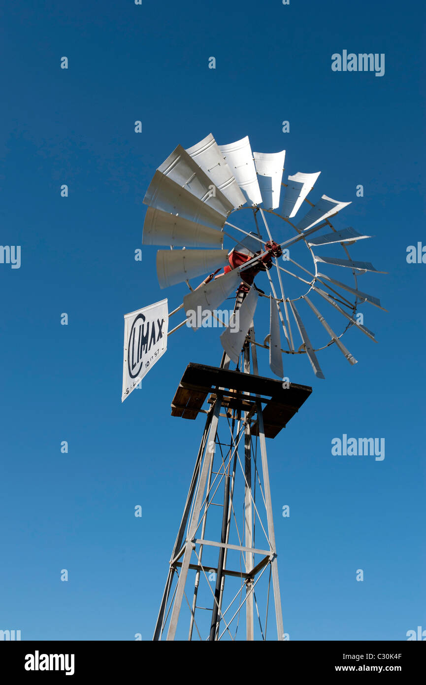 "Höhepunkt" Wind Pumpe in der kleinen Karoo, Western Cape, Südafrika Stockfoto