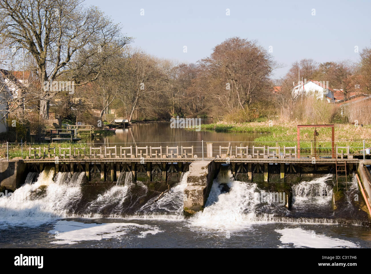 Stream von Sæby, mit dem Schloss von Sæby Mühle im Vordergrund Build 1710 Stockfoto